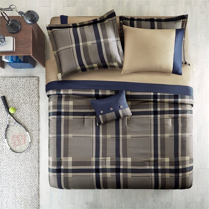 Pemberly Row Plaid Comforter Set with Bed Sheets in Navy Multi