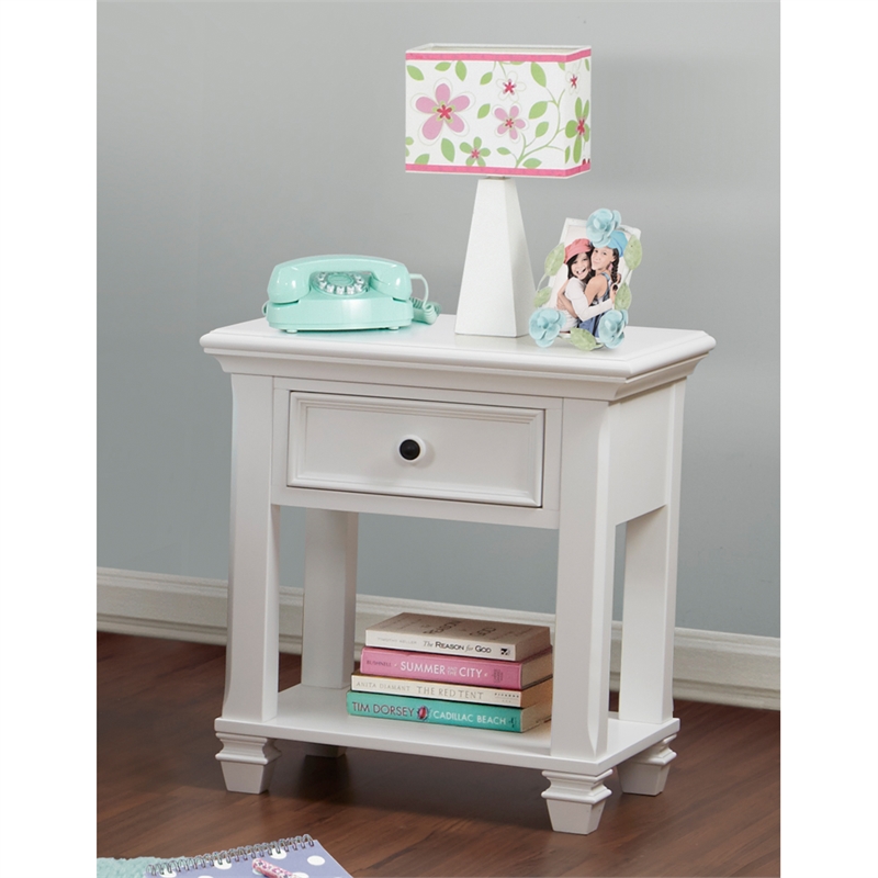 Pemberly Row Traditional Wood Nightstand in Pure White Finish