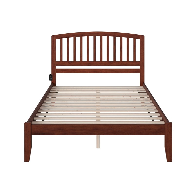 Pemberly Row Richmond Queen Solid Wood Platform Bed in Walnut