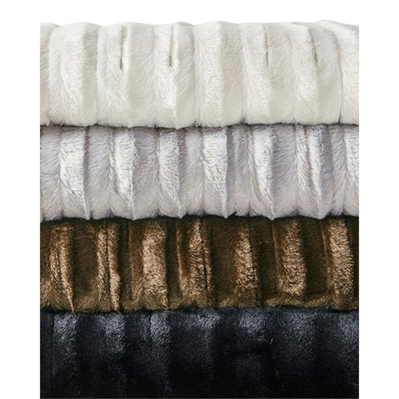 Pemberly Row Contemporary Polyester Knitted Solid Faux Fur Heated Throw in Gray