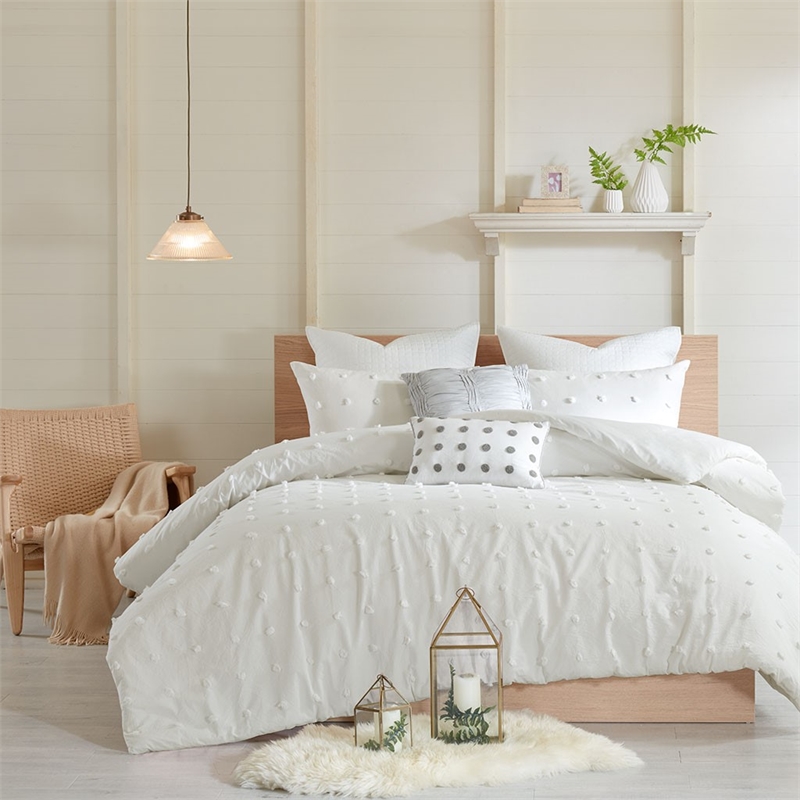 Pemberly Row Contemporary Cotton Jacquard Duvet Cover Set in Ivory