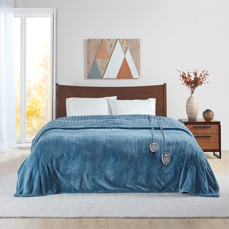 Pemberly Row Heated Microlight to Berber Blanket in Blue King