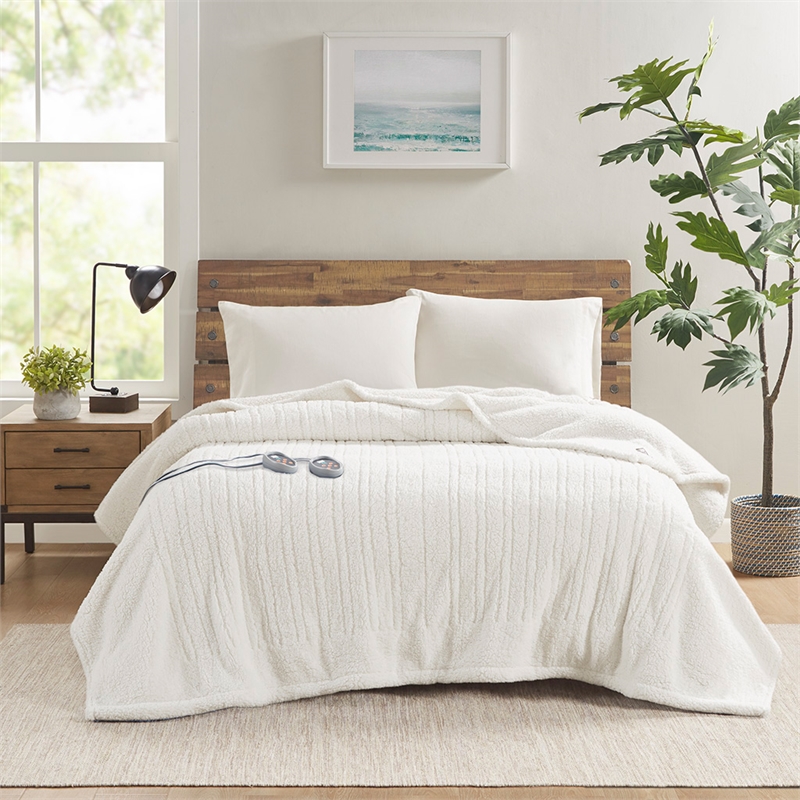 Pemberly Row Contemporary Fabric Queen Heated Blanket in Ivory