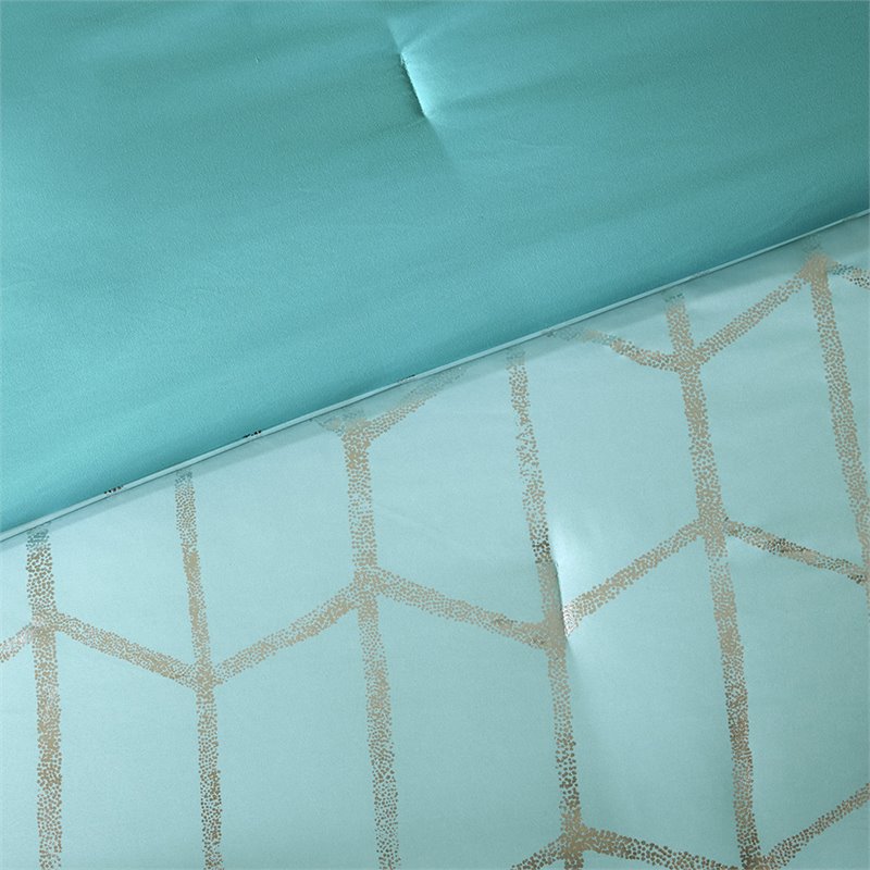 Pemberly Row 5-piece Polyester Microfiber Comforter Set in Blue