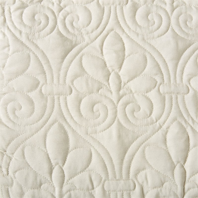 Pemberly Row Traditional 100 Percent Polyester Fitted Bedspread in Cream