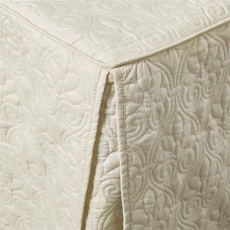 Pemberly Row Traditional 100 Percent Polyester Fitted Bedspread in Cream