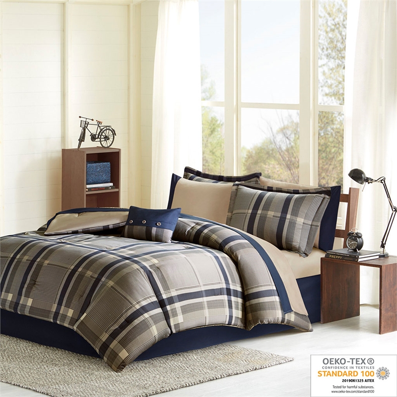 Pemberly Row Plaid Comforter Set with Bed Sheets in Navy Multi