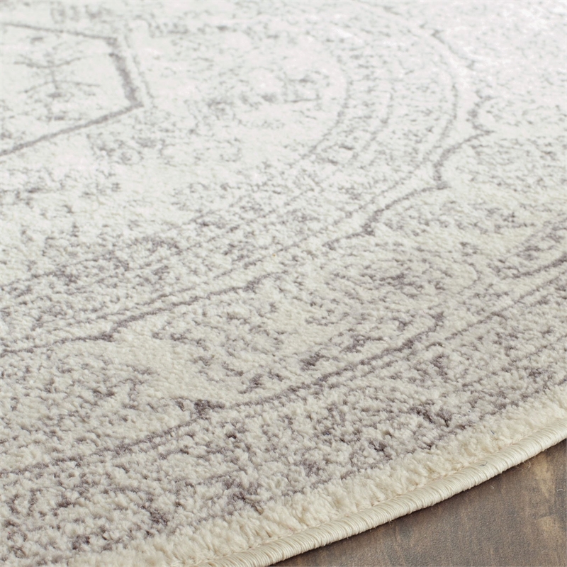 Pemberly Row Contemporary Polypropylene Ivory Area Rug - Round 6'