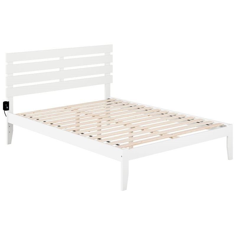 Pemberly Row Solid Wood Queen Bed with USB Charging Station in White