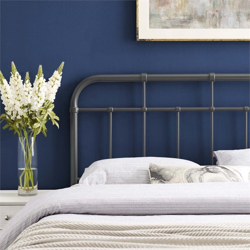 Pemberly Row Modern Farmhouse Queen Metal Spindle Headboard in Gray