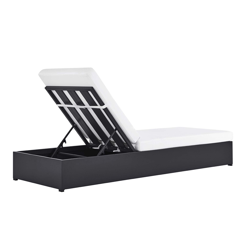 Pemberly Row Set of 2 Patio Aluminum Chaise Lounge Chair in Gray White