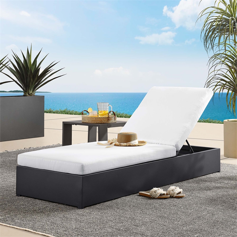 Pemberly Row Set of 4 Patio Aluminum Chaise Lounge Chair in Gray White