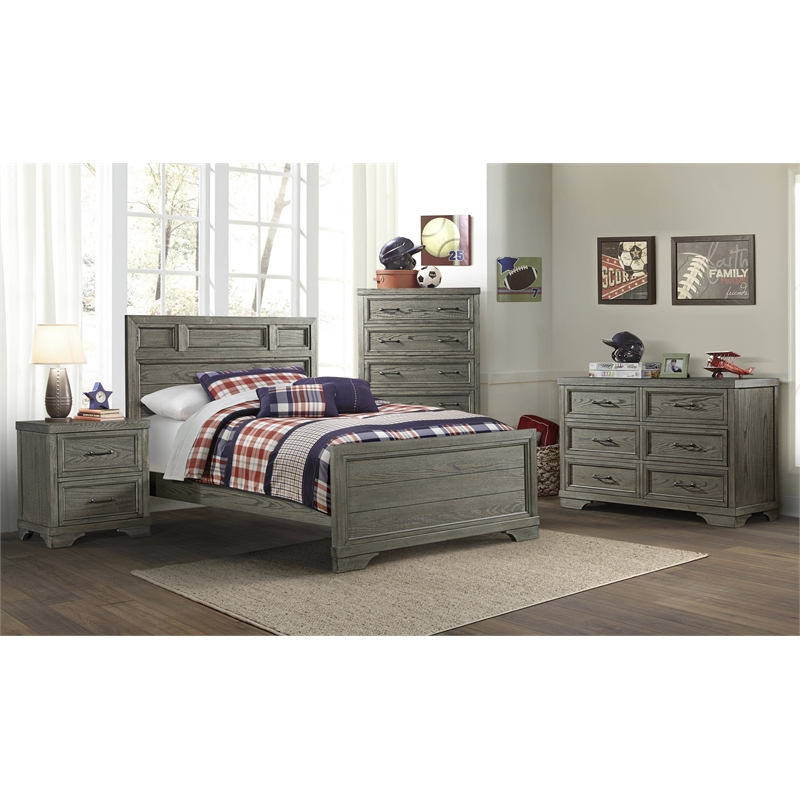 Pemberly Row Traditional Wood Complete Full Bed in Brushed Pewter