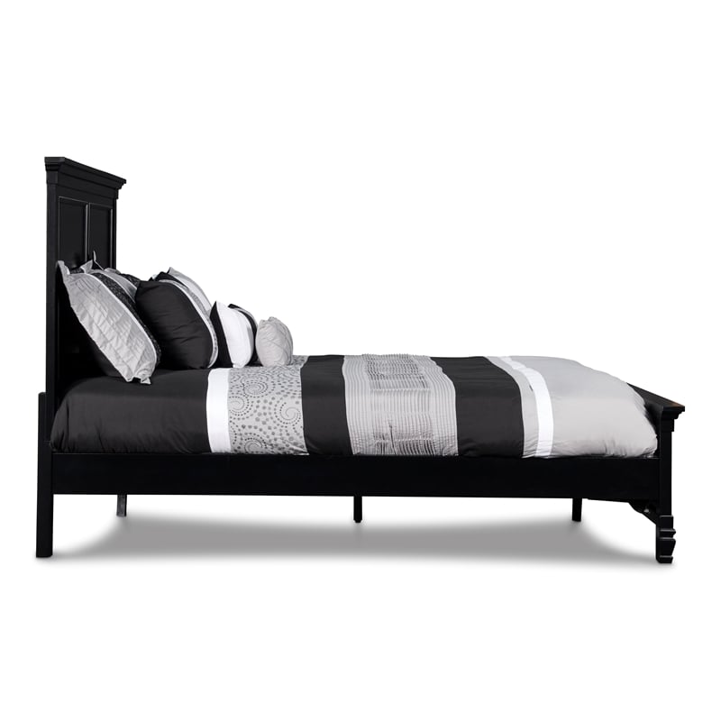 Pemberly Row Modern / Contemporary Solid Wood 4/6 Full Bed in Black