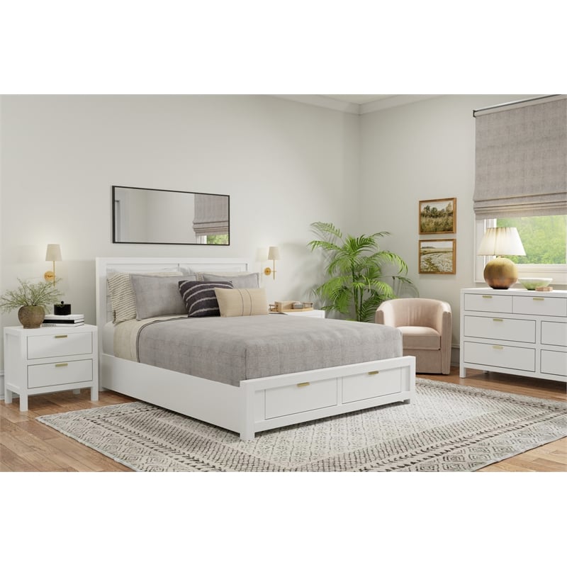 Pemberly Row 7-Drawer Modern / Contemporary Wood Dresser in White