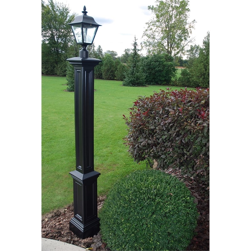 Pemberly Row Traditional Plastic Lamp Post with Mount in Black