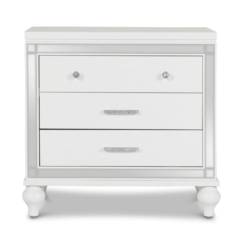 Pemberly Row 4-Piece Wood Queen Bedroom Set with Nightstand in White