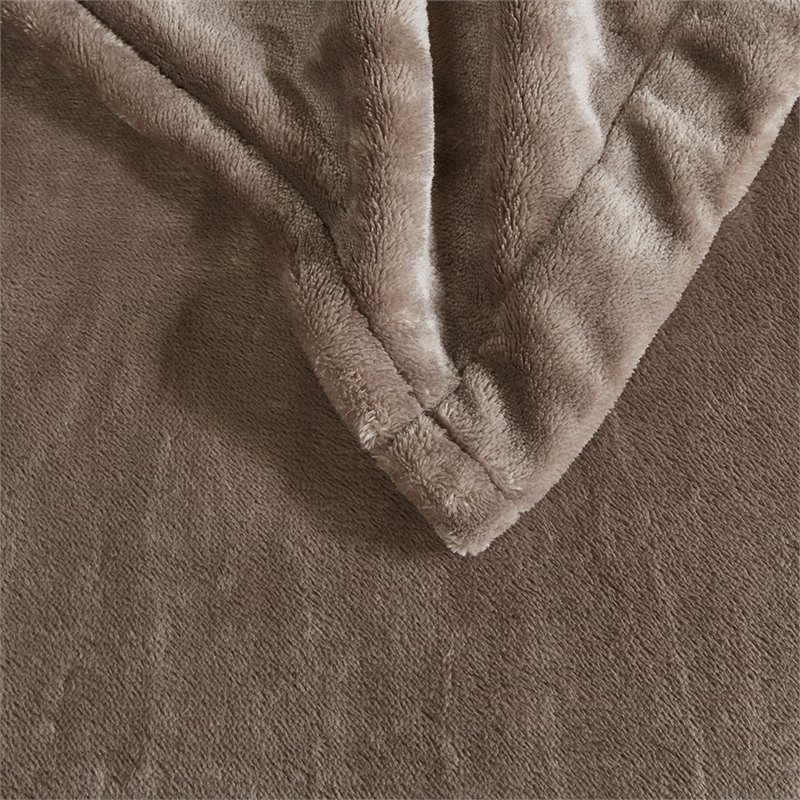 Pemberly Row Polyester Solid Microlight Heated Blanket in Mink Brown