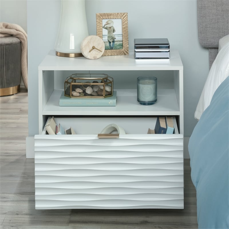 Pemberly Row Modern / Contemporary Night Stand in a White finish