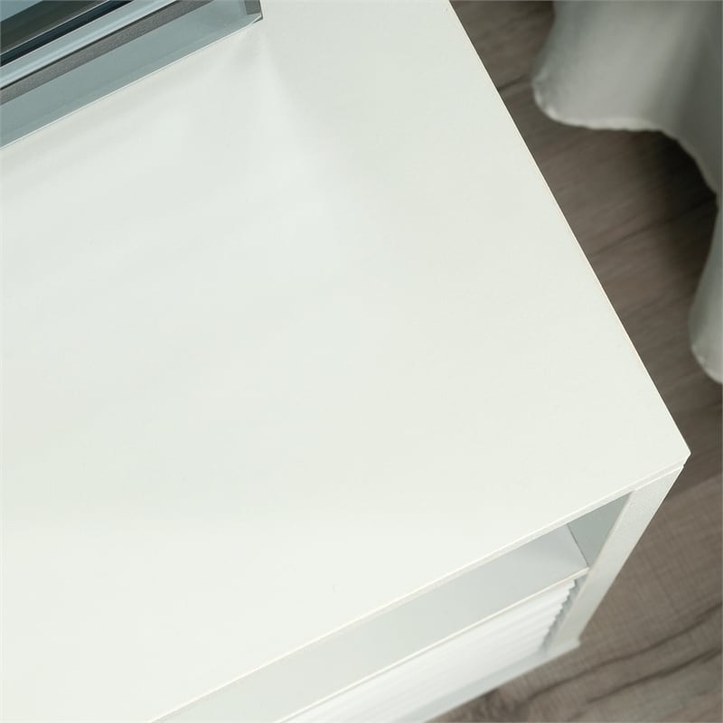 Pemberly Row Modern / Contemporary Night Stand in a White finish