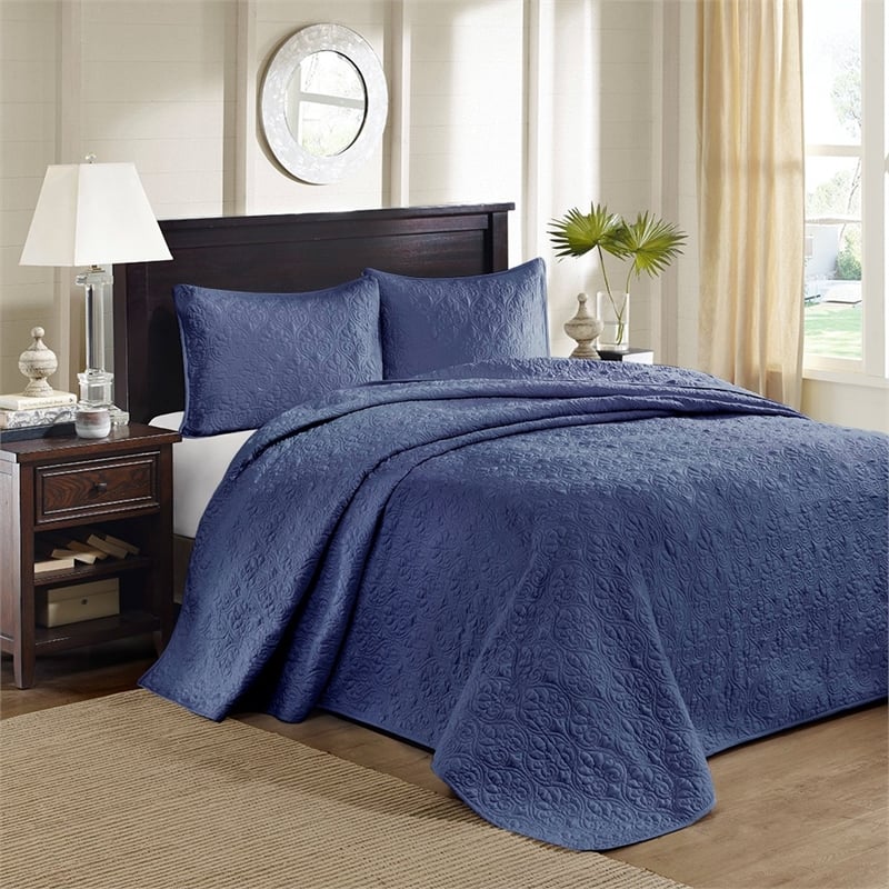 Pemberly Row Modern / Contemporary Reversible Bedspread Set in Navy
