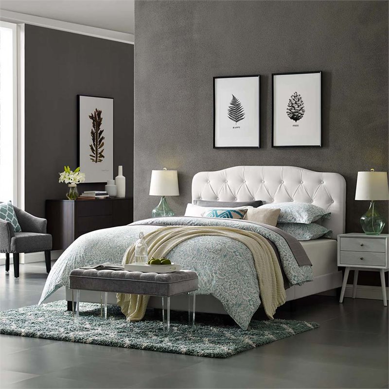 Pemberly Row Full Modern Style Faux Leather Bed in White Finish