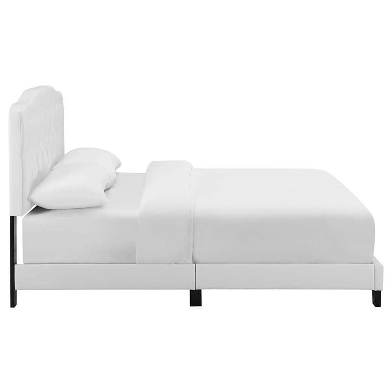 Pemberly Row Full Modern Style Faux Leather Bed in White Finish