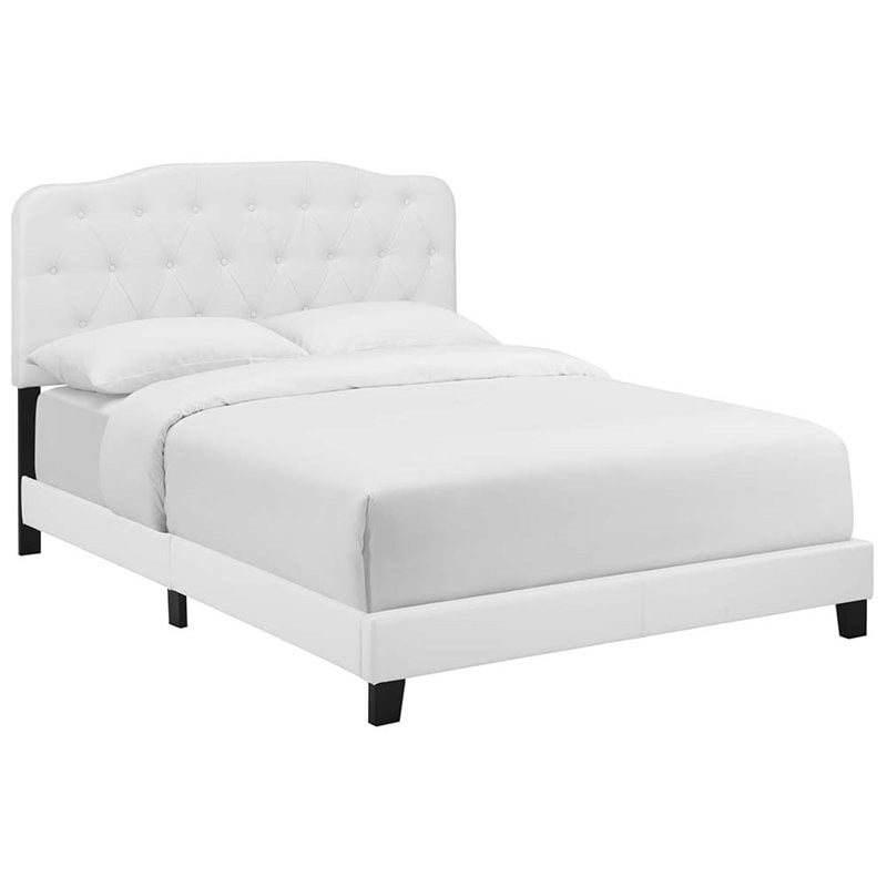 Pemberly Row Full Modern Style Faux Leather Bed in White Finish