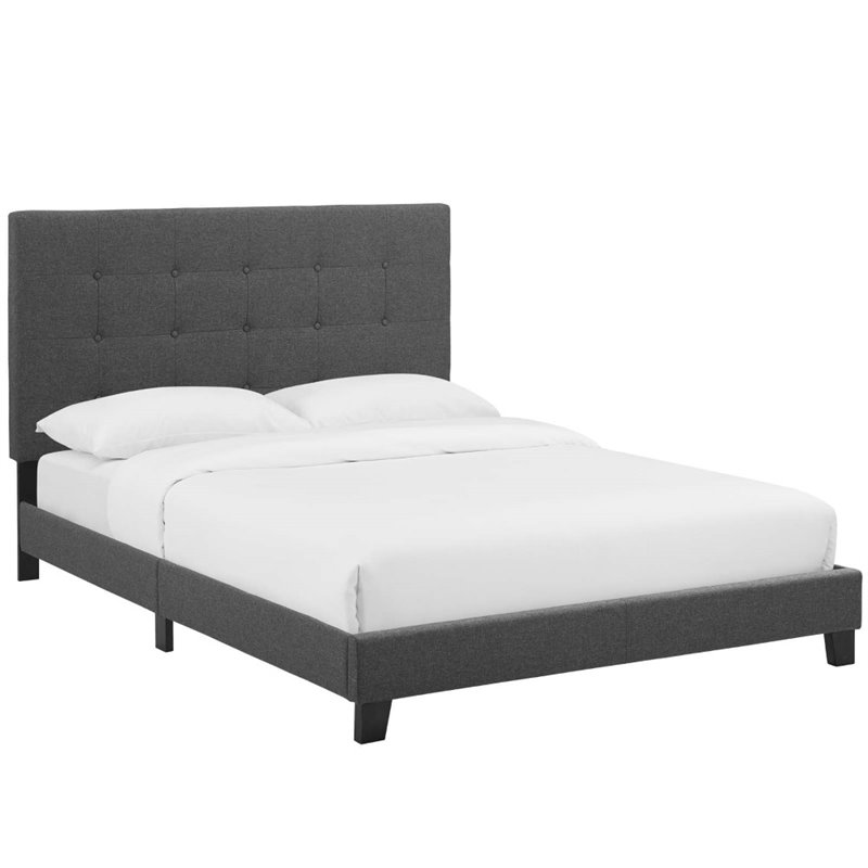 Pemberly Row Full Tufted Button Upholstered Fabric Platform Bed in Gray