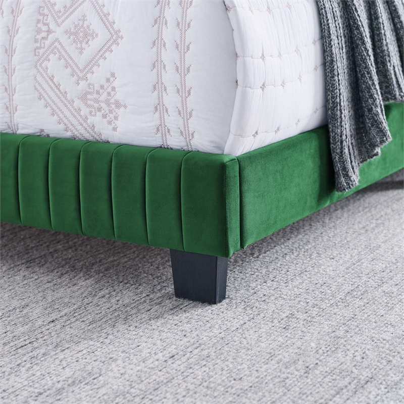Pemberly Row Channel Tufted Performance Velvet Full Bed in Emerald Green