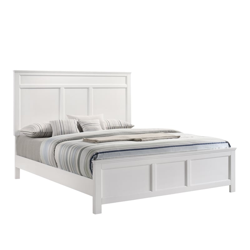 Pemberly Row 4-Piece Wood Cal King Bedroom Set with Nightstand in White