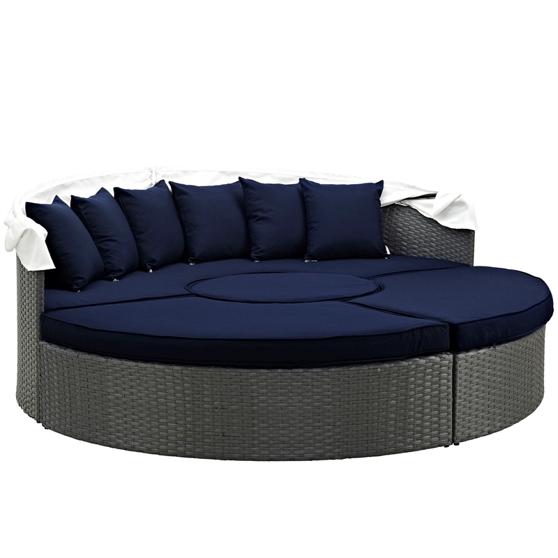 Pemberly Row Aluminum Rattan Fabric Patio Daybed in Canvas/Navy
