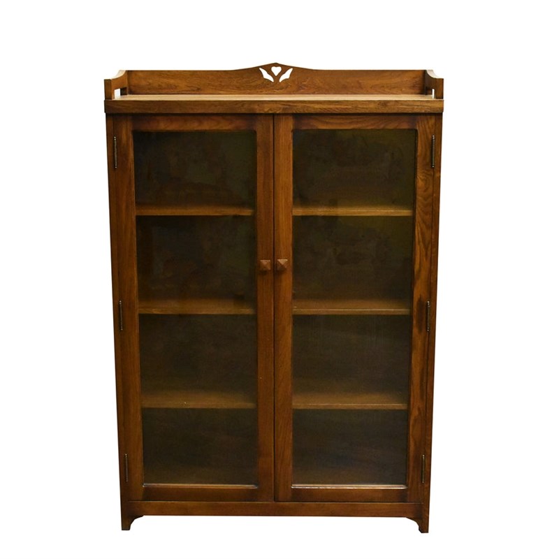 Pemberly Row Modern Arts and Crafts Wood Curio Cabinet in Walnut