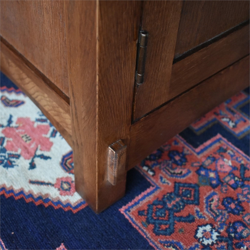 Pemberly Row Mission / Arts and Crafts 1-Door 1-Drawer Nightstand