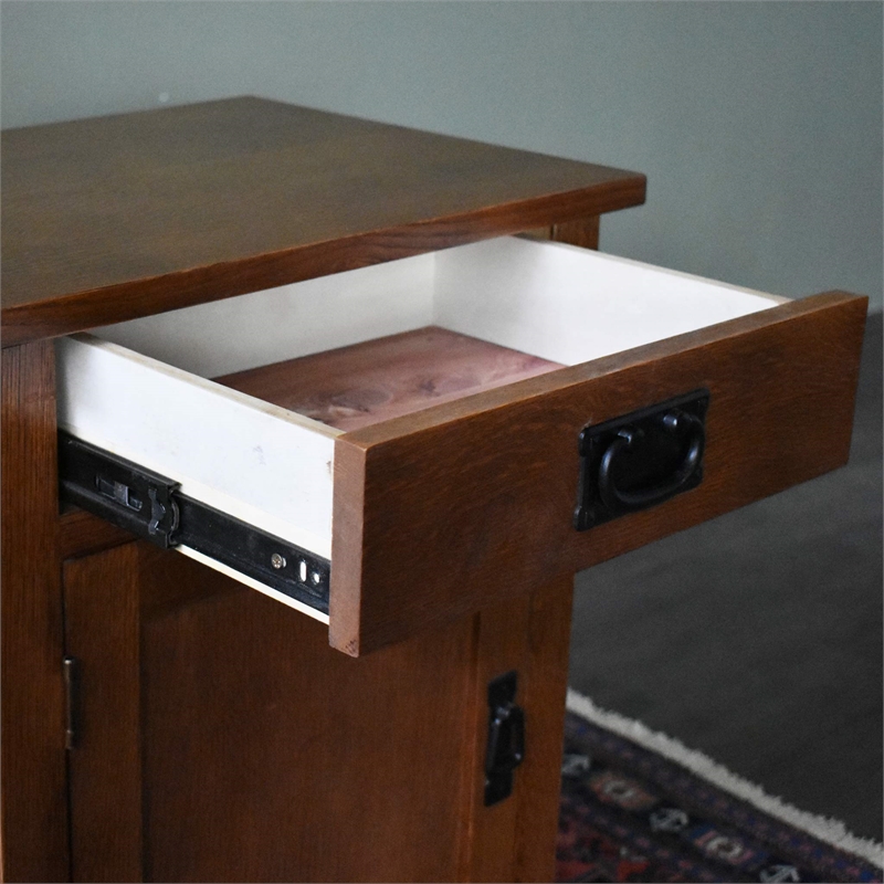 Pemberly Row Mission / Arts and Crafts 1-Door 1-Drawer Nightstand