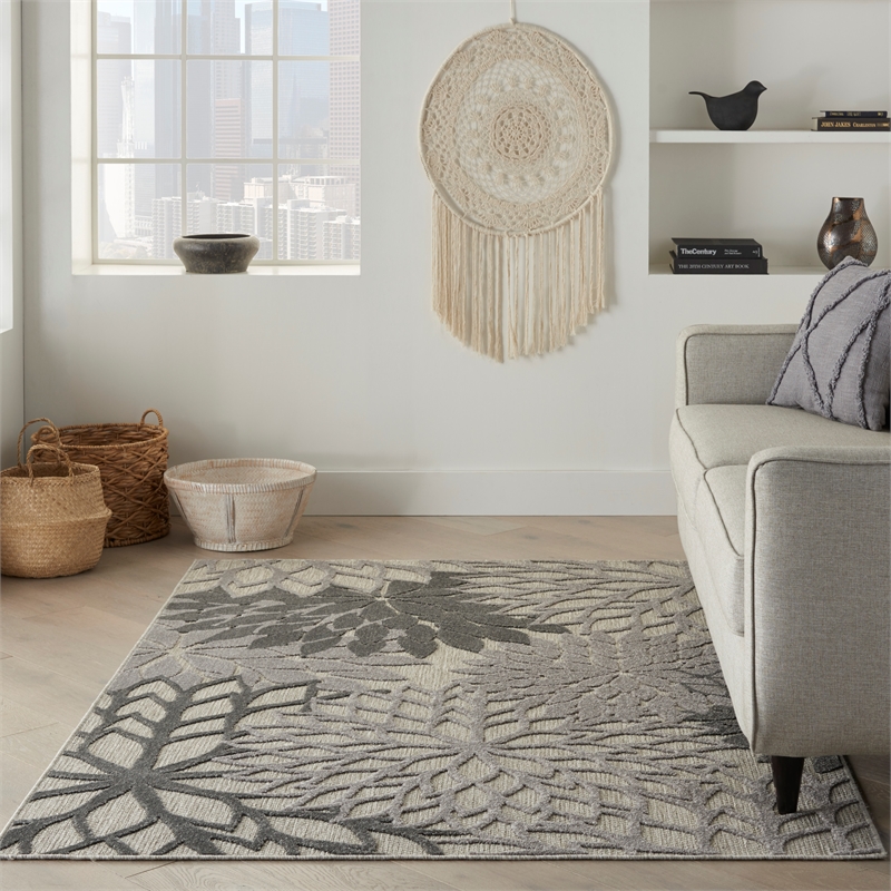 Pemberly Row Contemporary 6' x 9' Silver Grey Outdoor Indoor/Outdoor Rug