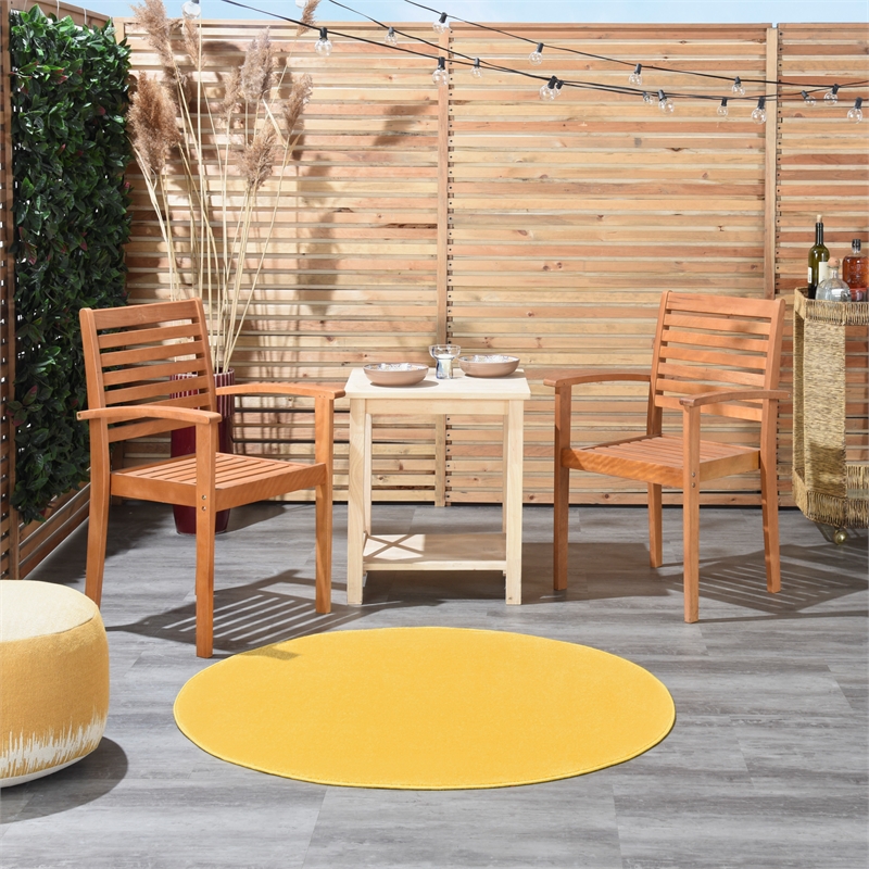 Pemberly Row 4' x Round Yellow Fabric Outdoor Area Rug (4' Round)