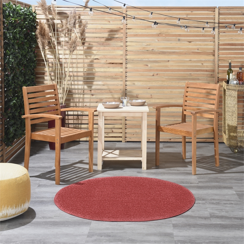 Pemberly Row 4' x Round Brick Red Fabric Outdoor Area Rug (4' Round)