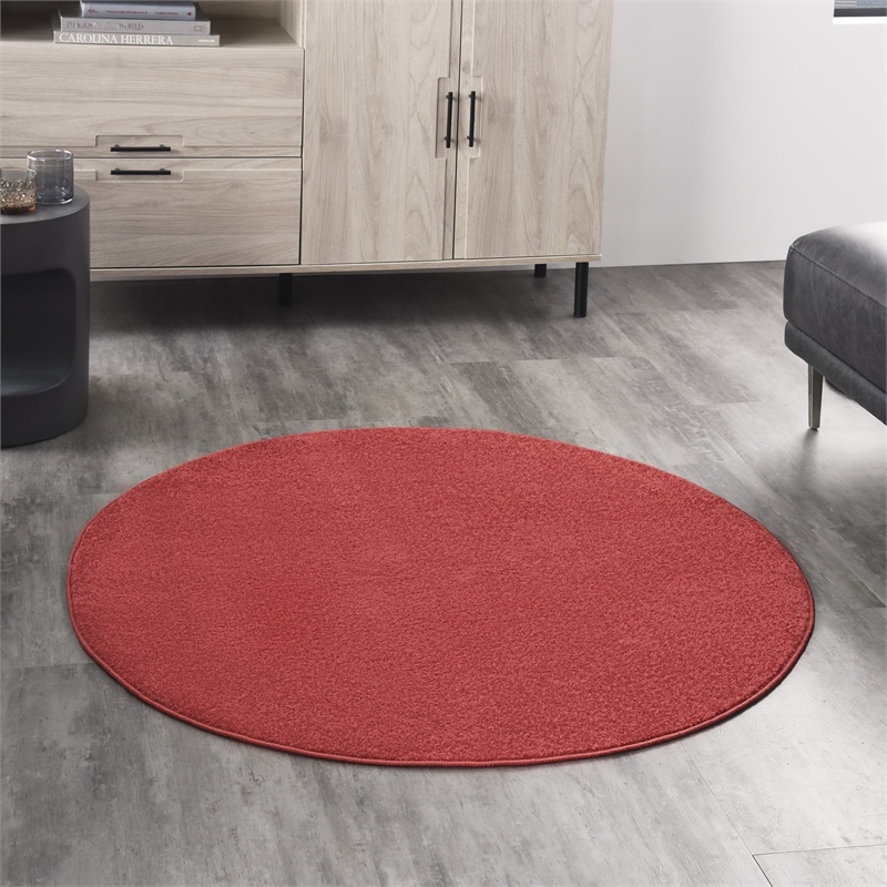 Pemberly Row 4' x Round Brick Red Fabric Outdoor Area Rug (4' Round)