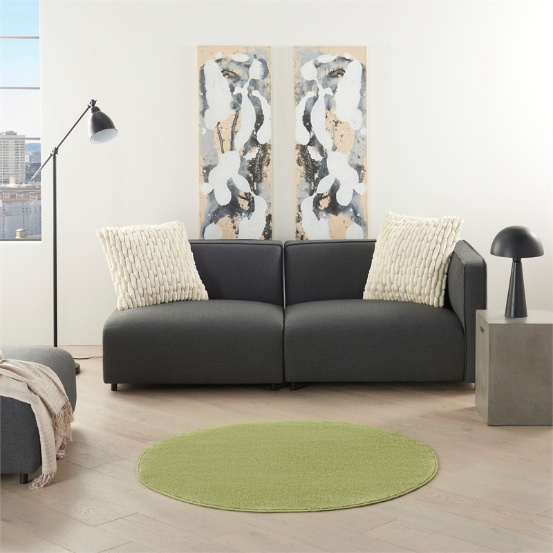 Pemberly Row 4' x Round Green Fabric Outdoor Area Rug (4' Round)