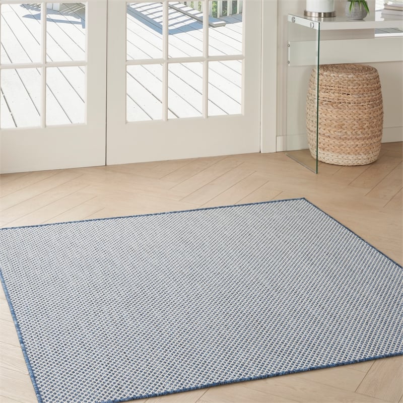 Pemberly Row 5' x Square Ivory Blue Fabric Modern Area Rug (5' Square)