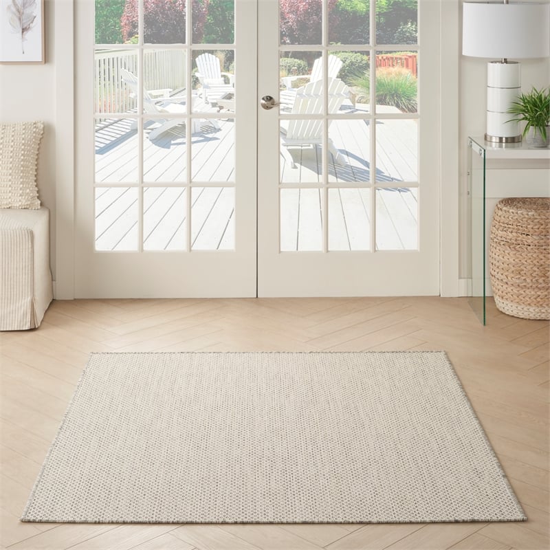 Pemberly Row 4' x Square Ivory Silver Fabric Modern Area Rug (4' Square)