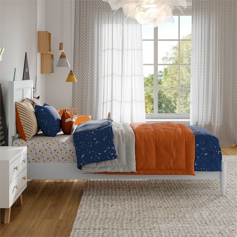 Pemberly Row Twin Solid Wood Low Profile Platform Bed in White