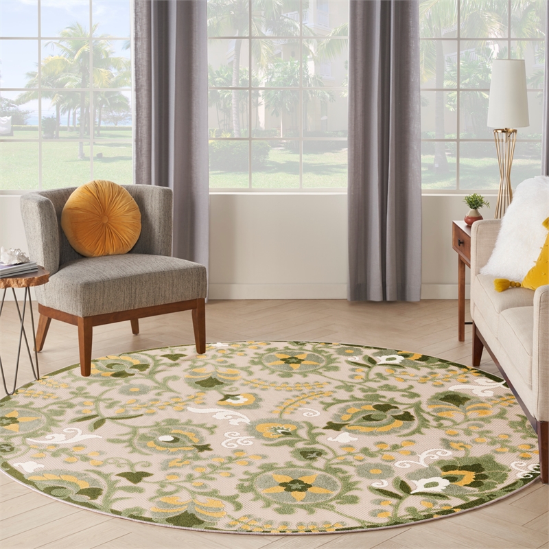 Pemberly Row 5' x Round Ivory Green Fabric Outdoor Area Rug (5' Round)