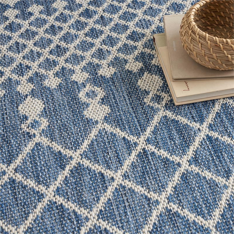 Pemberly Row Modern / Contemporary 4' x 6' Fabric Navy Blue Area Rug