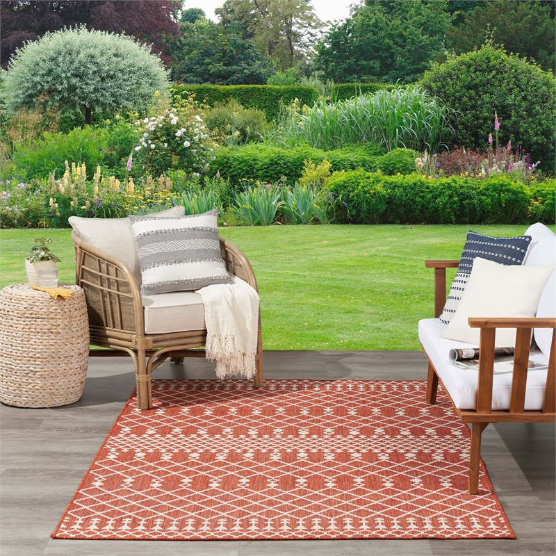 Pemberly Row Contemporary 4' x 6' Fabric Terracotta Area Rug