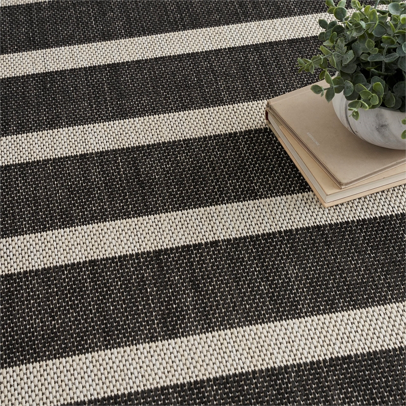 Pemberly Row Contemporary 5' x 7' Fabric Black Ivory Area Rug