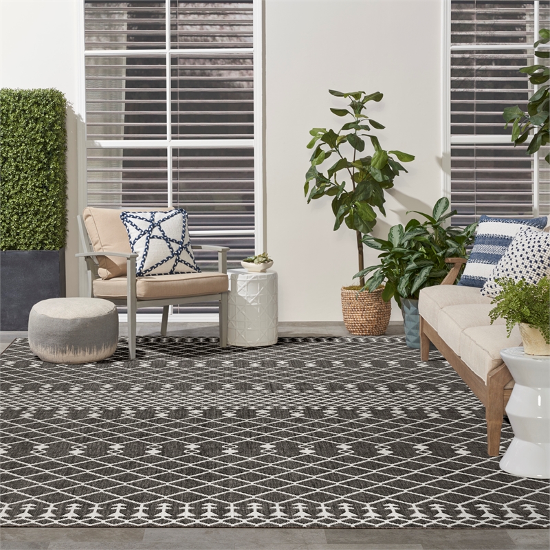 Pemberly Row Modern / Contemporary 9' x 12' Fabric Black Area Rug