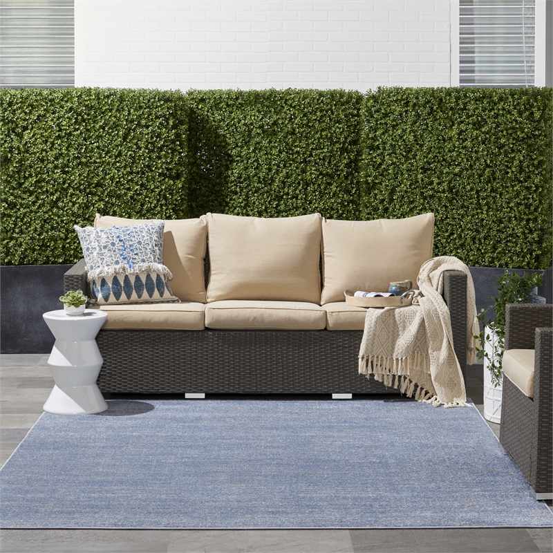 Pemberly Row 5' x Square Blue Gray Fabric Outdoor Area Rug (5' Square)