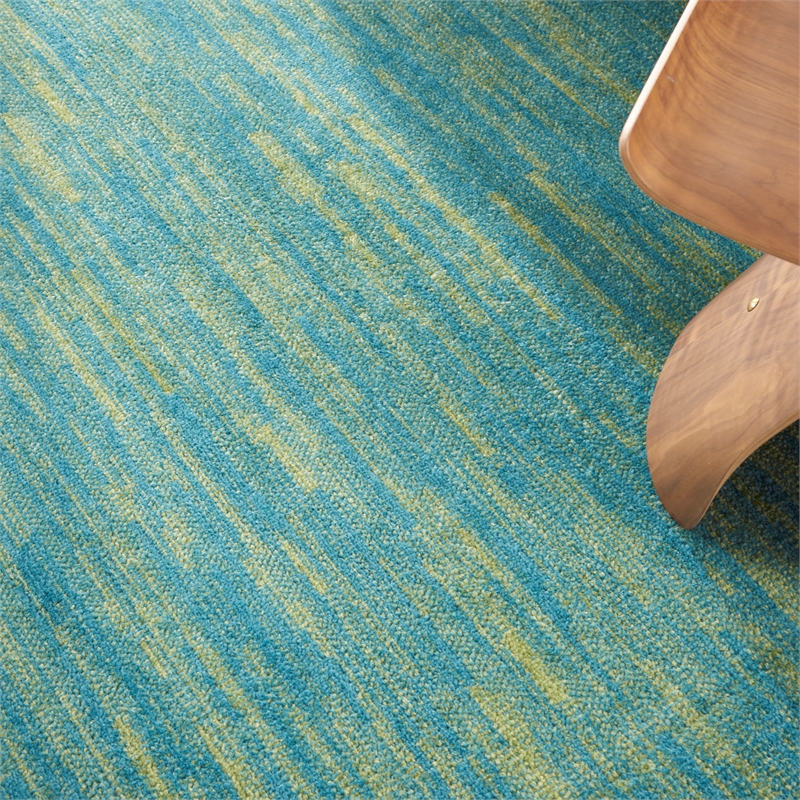 Pemberly Row 8' x Round Blue Green Fabric Outdoor Area Rug (8' Round)